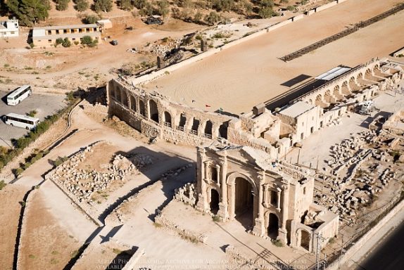 Aerial photography shows off Jordan’s archaeological treasures—and reveals sites at risk